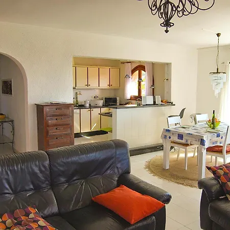 Linda Vista - Stunning Views - By Villamar Villa *