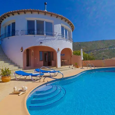 Linda Vista - Stunning Views - By Villamar Villa *
